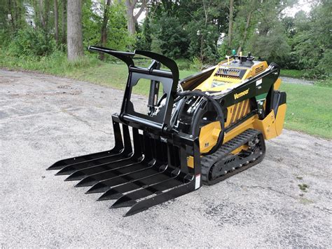 mini skid steer with grapple